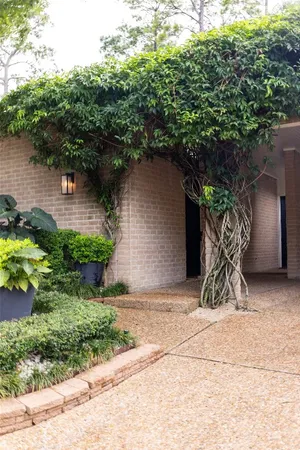 $8,500 | 158 Glynn Way Drive, Houston, TX 77056