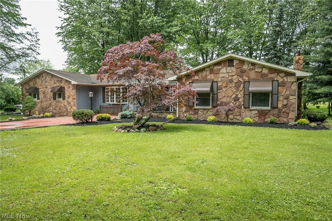 436 Annis Road Amherst, OH 44001 - Photo 2 of 34 Gallery Image 2