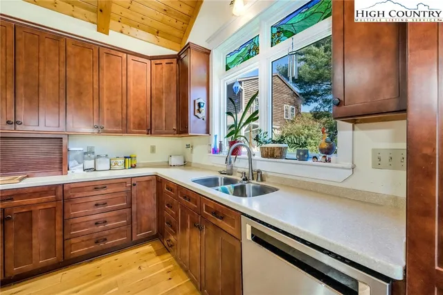 $2,295,000 | 372-393 Bingham Lane, Laurel Springs, NC 28644