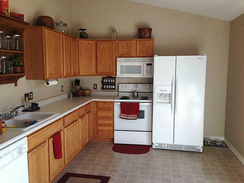 6463 Layton Lane Plainfield, IN 46168 - Photo 7 of 18