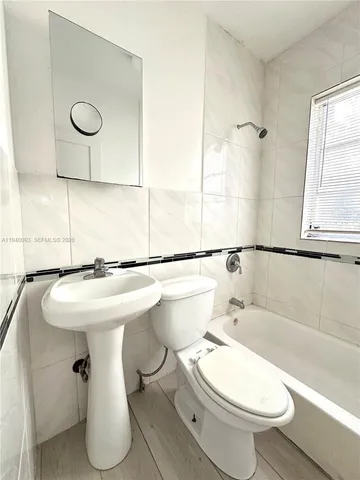 $1,500 | 967 Southwest 5th Street, Unit 14, Miami, FL 33130