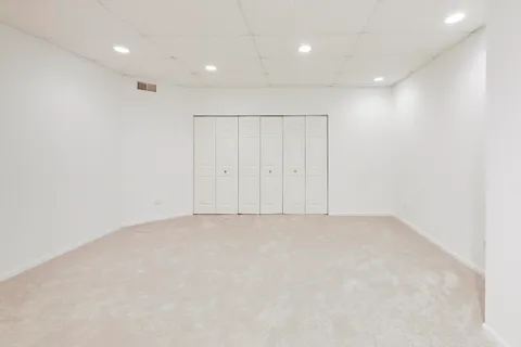 $529,900 | 19W067 Avenue Normandy South, Oak Brook, IL 60523