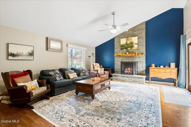 $419,900 | 12 Bradford Place, Bethlehem, NY 12159