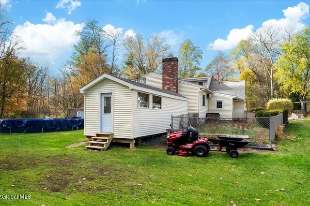 $419,900 | 12 Bradford Place, Bethlehem, NY 12159