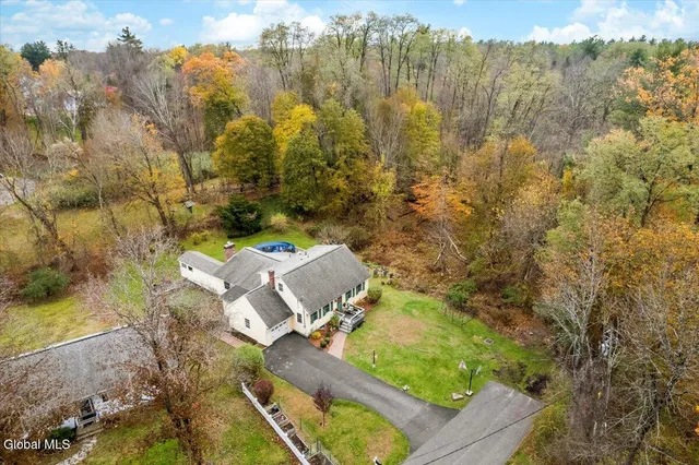 $419,900 | 12 Bradford Place, Bethlehem, NY 12159