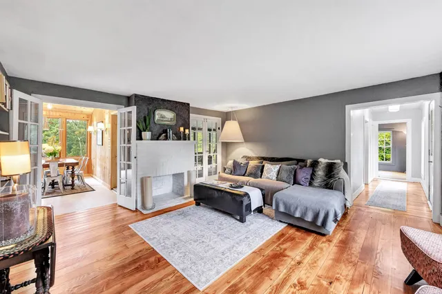 $439,900 | 6974 Woodland Lane, Amherst, WI 54406