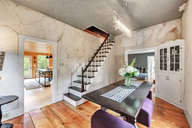 $439,900 | 6974 Woodland Lane, Amherst, WI 54406