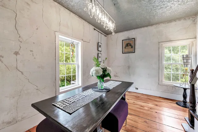 $439,900 | 6974 Woodland Lane, Amherst, WI 54406