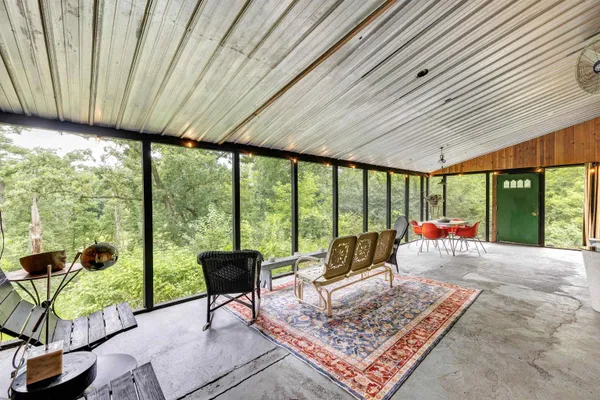 $439,900 | 6974 Woodland Lane, Amherst, WI 54406