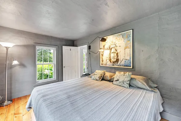 $439,900 | 6974 Woodland Lane, Amherst, WI 54406