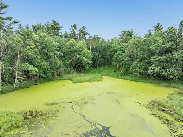 $439,900 | 6974 Woodland Lane, Amherst, WI 54406