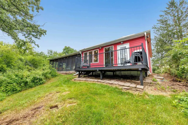 $439,900 | 6974 Woodland Lane, Amherst, WI 54406