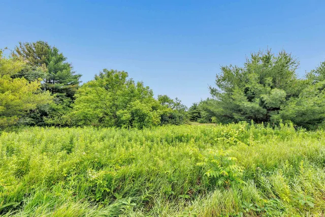 $439,900 | 6974 Woodland Lane, Amherst, WI 54406