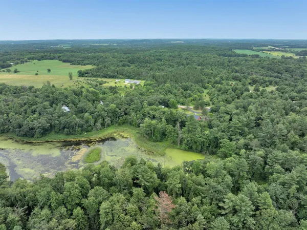 $439,900 | 6974 Woodland Lane, Amherst, WI 54406