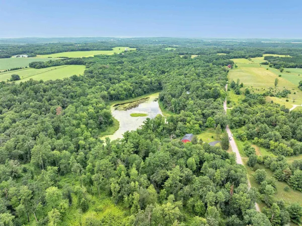 $439,900 | 6974 Woodland Lane, Amherst, WI 54406