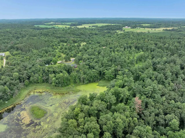 $439,900 | 6974 Woodland Lane, Amherst, WI 54406