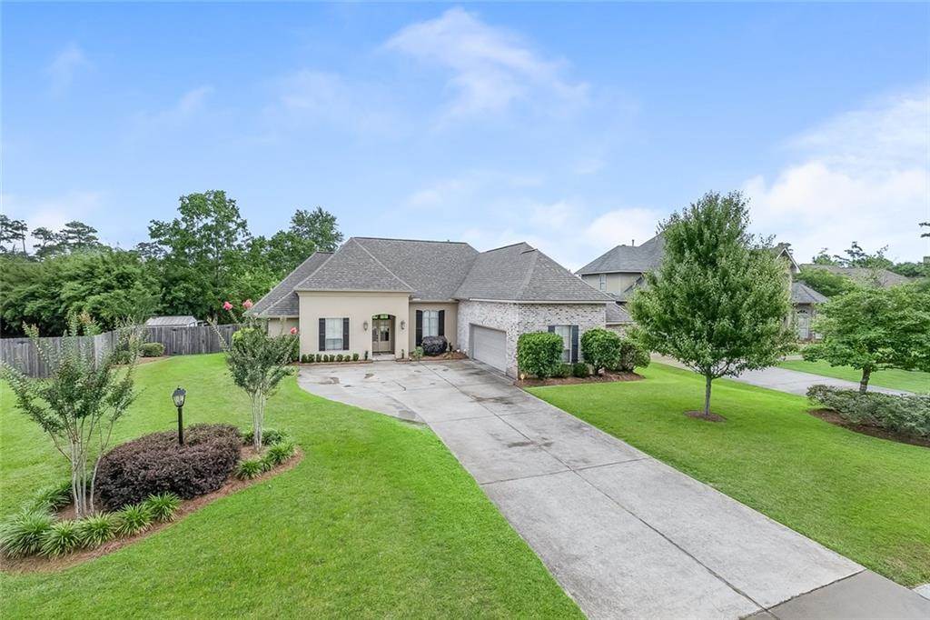 1380 Rue Beauvais Mandeville, LA 70471 - Photo 1 of 20 Gallery Image 1