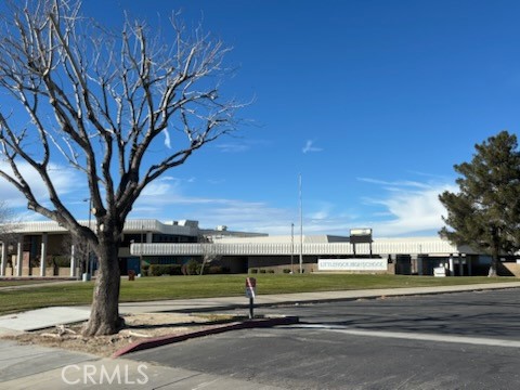 0 Vac/ave R Drt / Vic 122nd Littlerock, CA 93543 - Photo 8 of 11 a view of a park