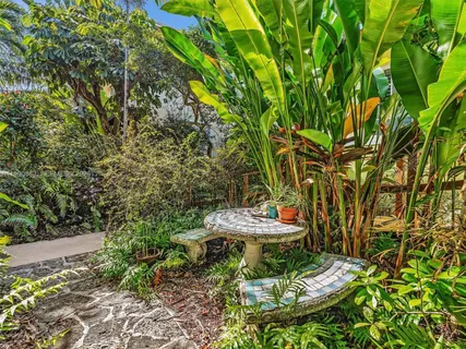 a view of a pathway of a building