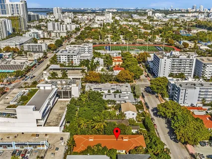 $389,000 | 910 Lenox Avenue, Unit 2, Miami Beach, FL 33139