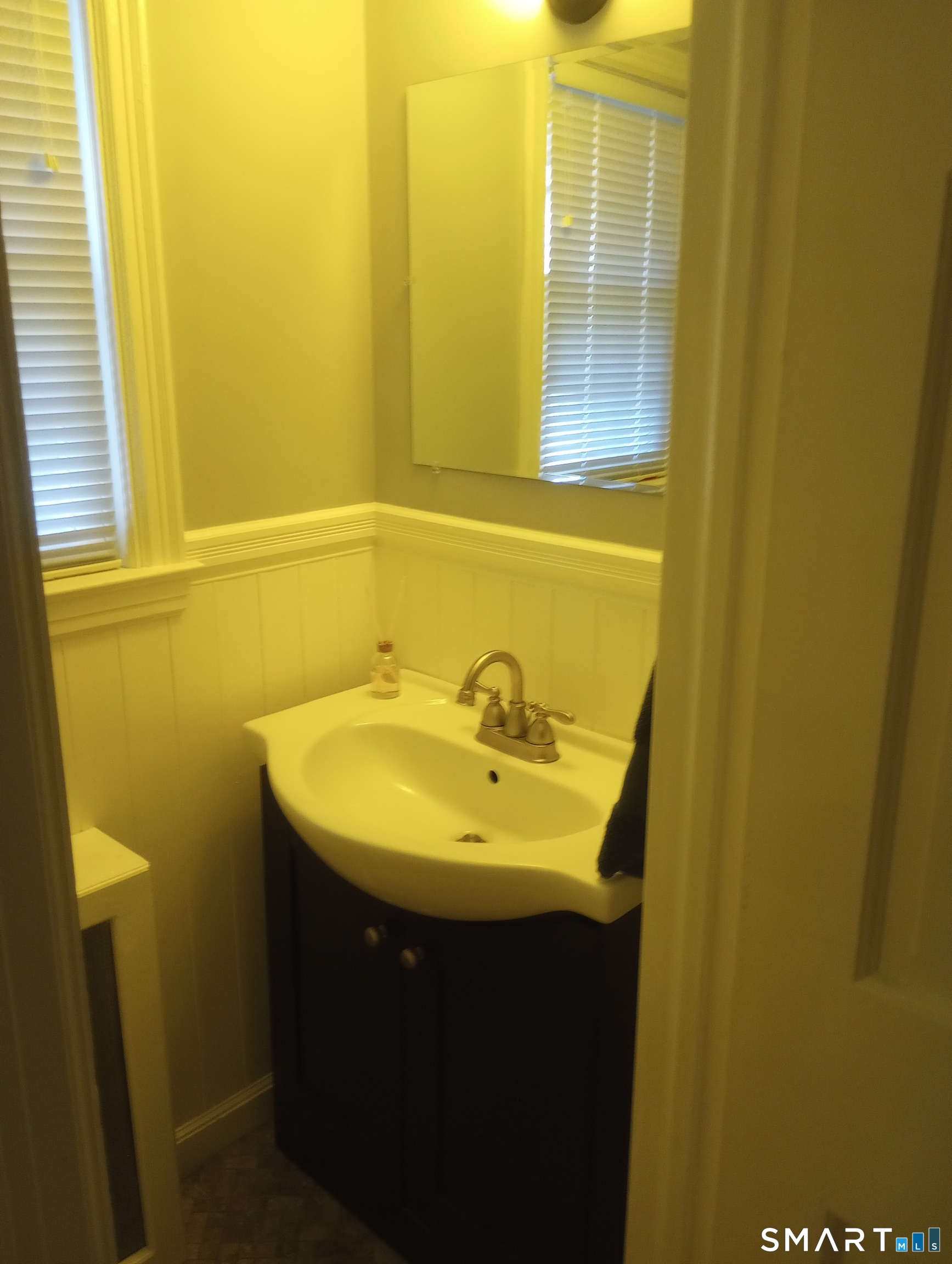 14 Stonybrook Road Fairfield, CT 06824 - Photo 14 of 30 Gallery Image 14