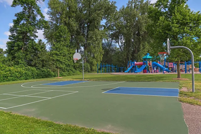 $700,000 | 2430 Jewel Lane North, Plymouth, MN 55447