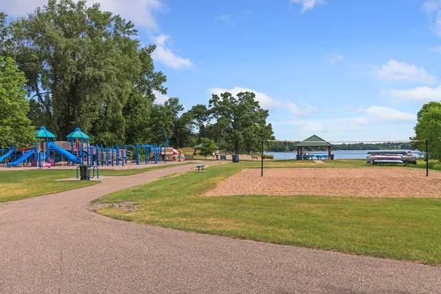 $700,000 | 2430 Jewel Lane North, Plymouth, MN 55447