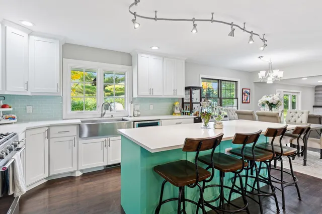 $700,000 | 2430 Jewel Lane North, Plymouth, MN 55447