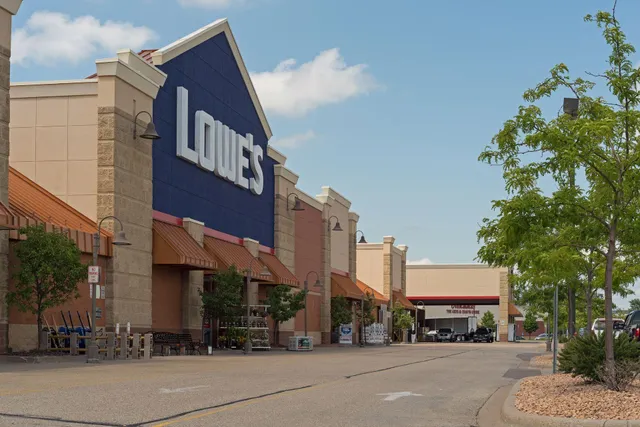 $700,000 | 2430 Jewel Lane North, Plymouth, MN 55447