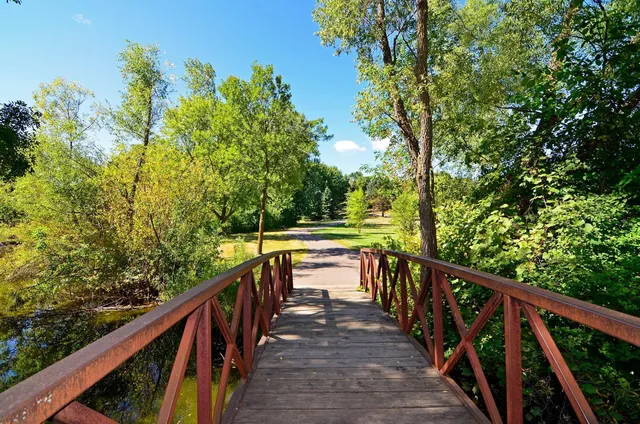 $700,000 | 2430 Jewel Lane North, Plymouth, MN 55447