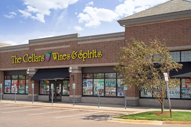 $700,000 | 2430 Jewel Lane North, Plymouth, MN 55447