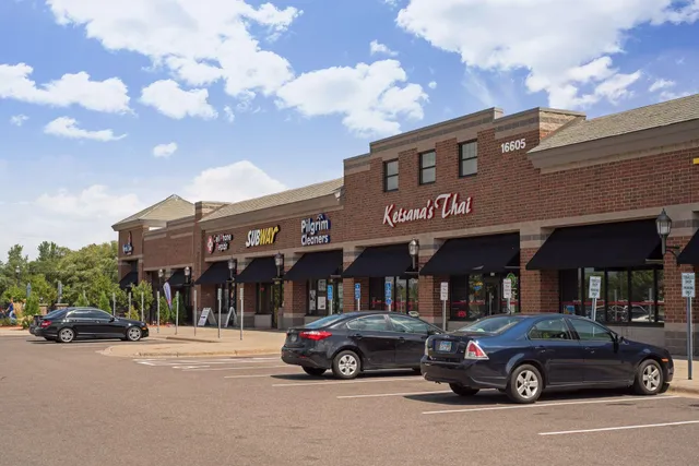 $700,000 | 2430 Jewel Lane North, Plymouth, MN 55447