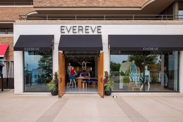 $700,000 | 2430 Jewel Lane North, Plymouth, MN 55447