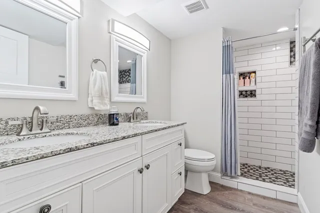 $700,000 | 2430 Jewel Lane North, Plymouth, MN 55447