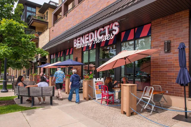 $700,000 | 2430 Jewel Lane North, Plymouth, MN 55447