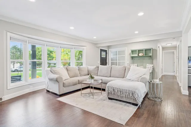 $700,000 | 2430 Jewel Lane North, Plymouth, MN 55447