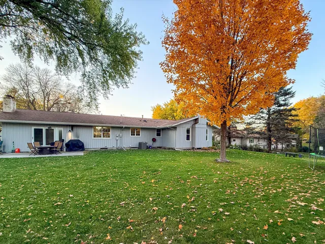 $700,000 | 2430 Jewel Lane North, Plymouth, MN 55447