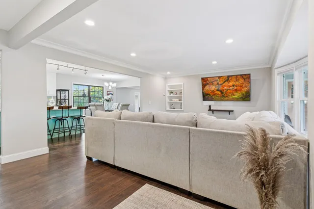 $700,000 | 2430 Jewel Lane North, Plymouth, MN 55447