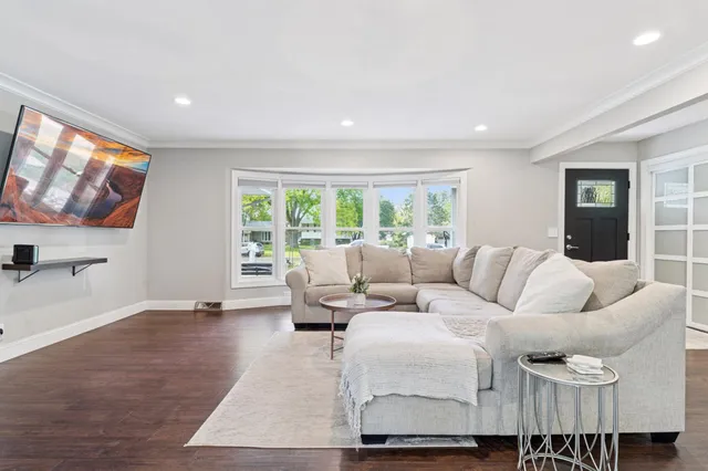 $700,000 | 2430 Jewel Lane North, Plymouth, MN 55447