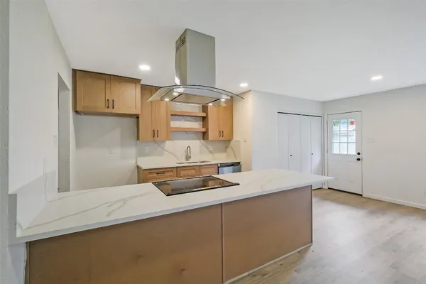 $205,000 | 5007 Ridgecreek Drive, Houston, TX 77053