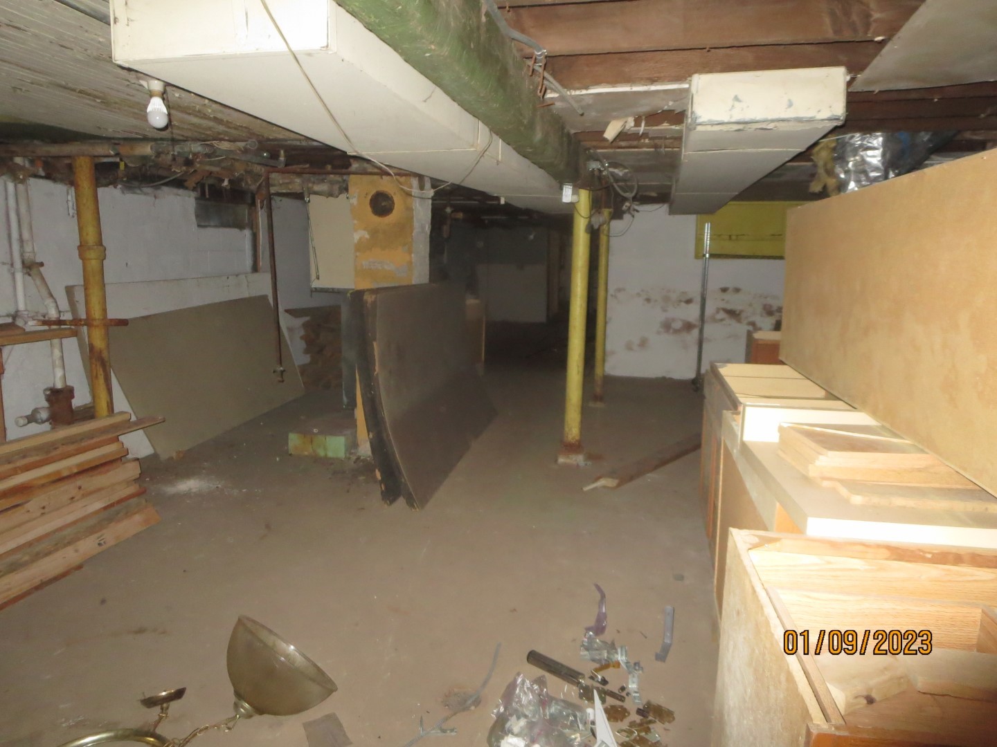 Undisclosed Address Chicago, IL 60617 - Photo 25 of 29 a view of a garage