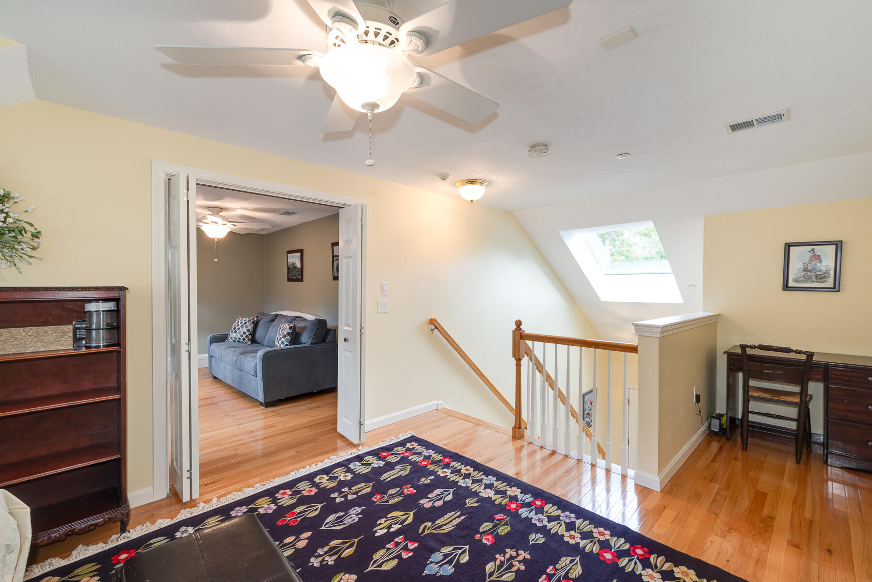 13 North Ridge Road Mashpee, MA 02649 - Photo 20 of 42 a view of a livingroom with furniture and hardwood floor