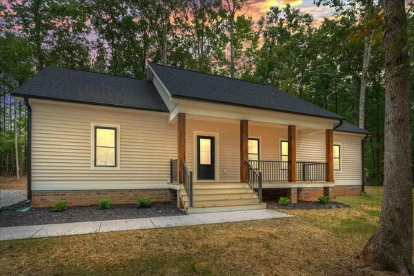 $384,900 | 21 Holman Mill Road, Cumberland, VA 23040