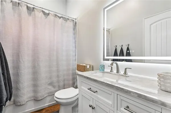 $2,100 | 1605 Labarre Street, Mandeville, LA 70448