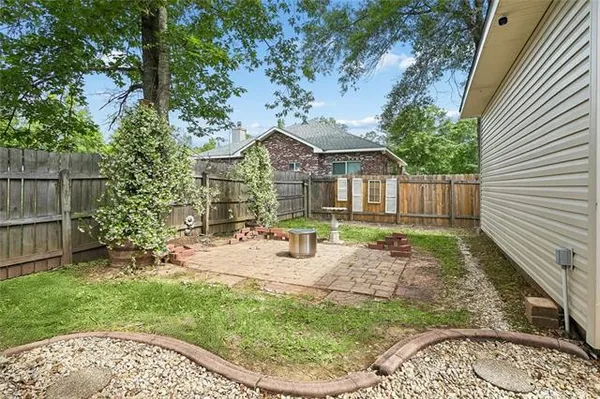 $2,100 | 1605 Labarre Street, Mandeville, LA 70448