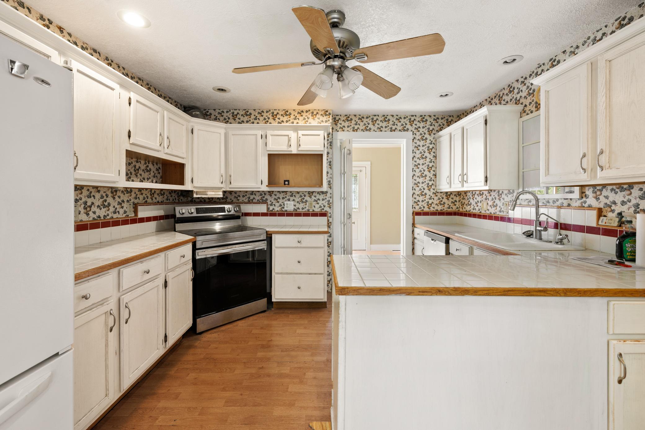 308 Main Street Pepin, WI 54759 - Photo 12 of 31