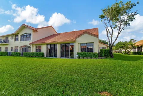 $374,999 | 8308 Waterline Drive, Unit 102, Boynton Beach, FL 33472