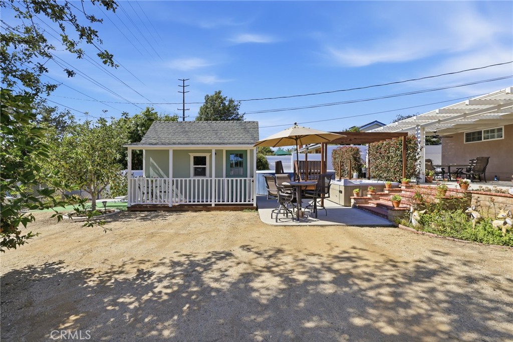 1869 Country Club Road Thousand Oaks, CA 91360 - Photo 34 of 35