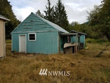 120 Snyder Road Packwood, WA 98361 - Photo 3 of 11 Gallery Image 3