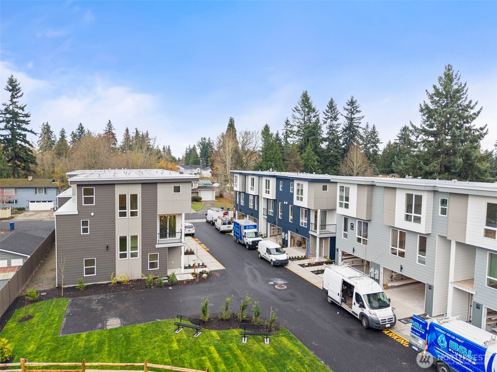5015 144th Street Southwest, Unit B2 Edmonds, WA 98026 - Photo 2 of 27